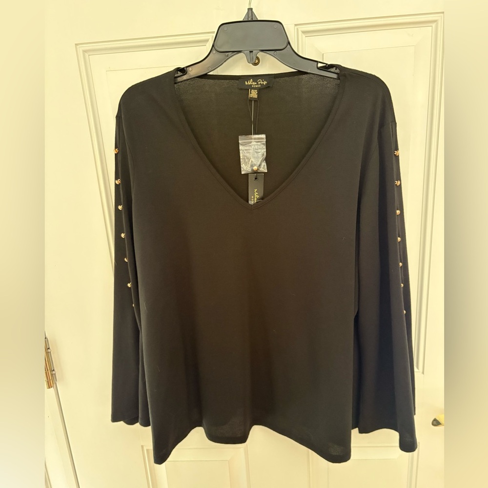 NWT Melissa Paige Women’s blouse with gold bead accents - Size 1X